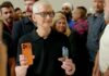 Рекордні Продажі iPhone від Apple, Але Гострий Дефіцит Чіпів