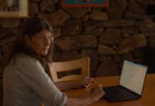 ІІ як крайній захід: пацієнти звертаються до чат-ботів, коли лікарі зазнають невдачі