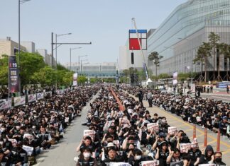 Samsung на межі конфлікту