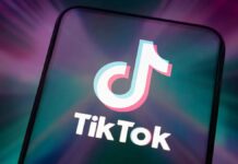 TikTok дозволяє бронювати поїздки прямо під час скролінгу