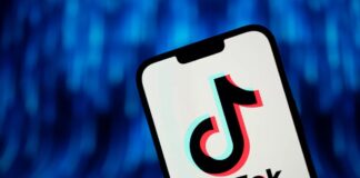 Waarom federale medewerkers TikTok nu op overheidstelefoons kunnen installeren