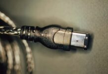 FireWire 101: Чому IEEE 1394, як і раніше, важлива для цифрового відео
